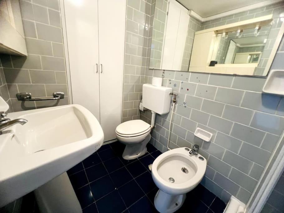 Suite Levante 56 - Fronte Mare Sanremo Ospedaletti Exteriör bild