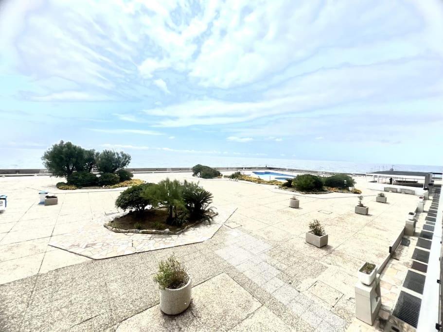 Suite Levante 56 - Fronte Mare Sanremo Ospedaletti Exteriör bild